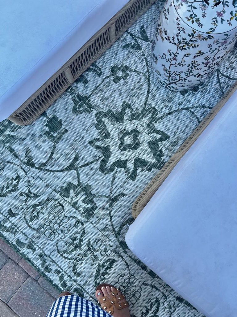 outdoor rug